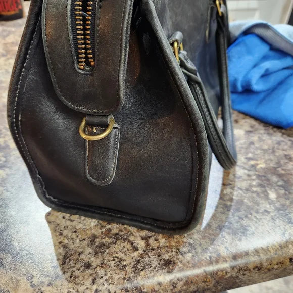 Vintage Coach Black SATCHEL Leather Bag - Picture 6 of 15